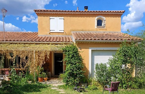Oraison House | Awesome home in Oraison with private swimming pool, can be inside or outside