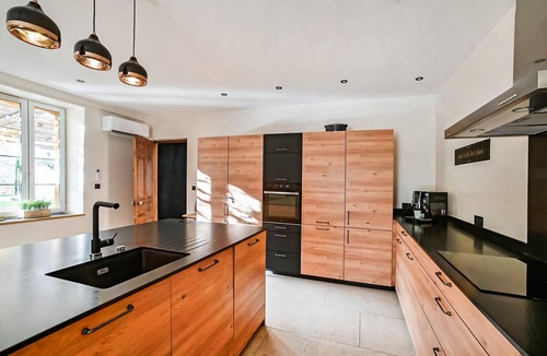Orsan House | Awesome home in Orsan