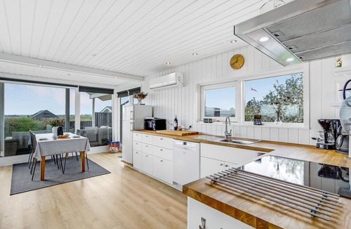 Ronbjerg House | Awesome home in øster assels with sauna