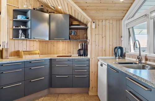 Hasmark Strand House | Awesome home in Otterup with WiFi