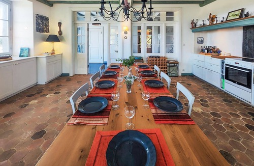 Ouveillan House | Awesome home in Ouveillan