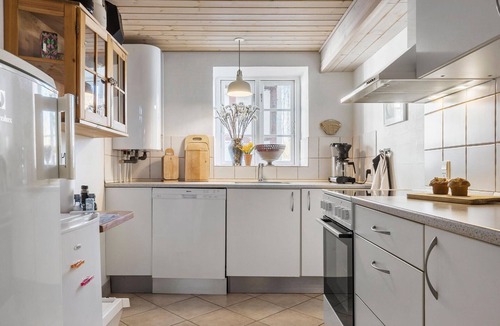 Randers House | Awesome home in Randers SV with WiFi
