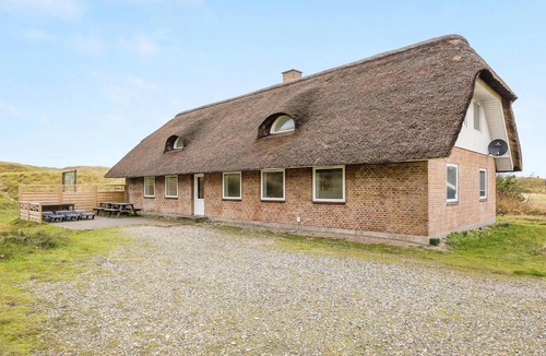 Houvig House | Awesome home in Ringkøbing with sauna