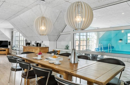 Nørre Lyngvig House | Awesome home in Ringkøbing with sauna