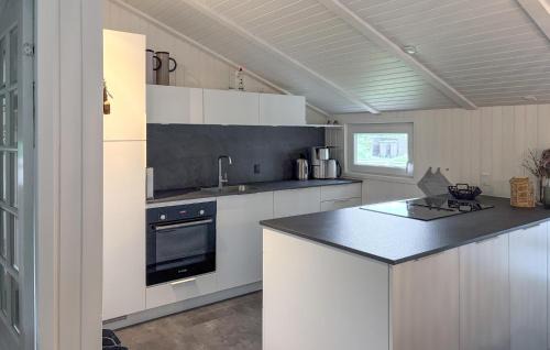 Klegod Strand House | Awesome Home In Ringkøbing With Sauna