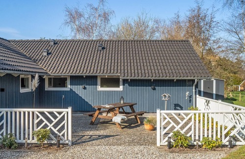 Kramnitse House | Awesome home in Rødby with sauna