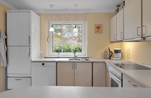 Ronne House | Awesome home in Rønne with WiFi