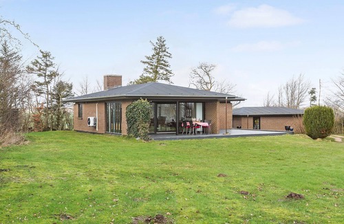 Roslev House | Awesome home in Roslev with kitchen