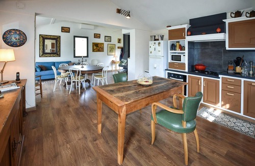 Roussas House | Awesome home in Roussas with kitchen