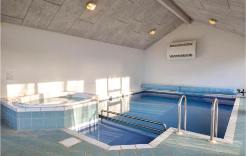 Spodsbjerg House | Awesome Home In Rudkøbing With Sauna