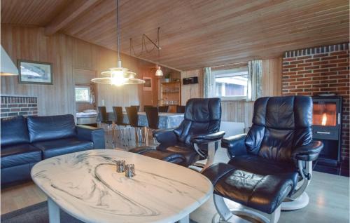 Spodsbjerg House | Awesome Home In Rudkøbing With Sauna