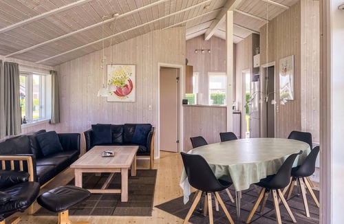Spodsbjerg House | Awesome home in Rudkøbing with sauna