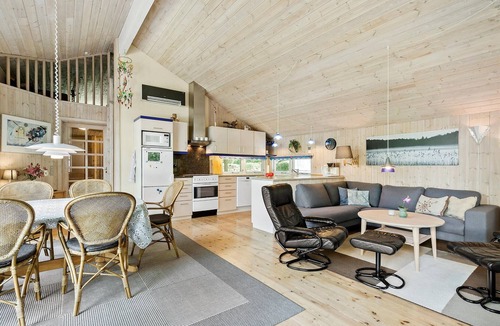 Ry House | Awesome home in Ry with WiFi