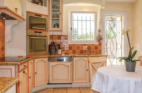 Saint-Didier House | Awesome home in Saint Didier