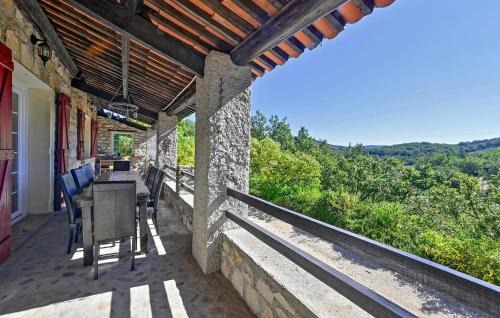 Saint-Jean-de-Maruejols-et-Avejan House | Awesome Home In Saint-Jean-De-Maruéjol
