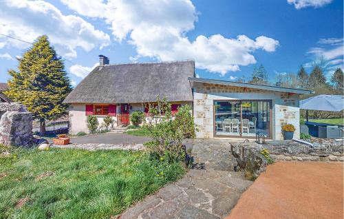 Saint-Oradoux-de-Chirouze House | Awesome Home In Saint-Oradoux-De-Chiro