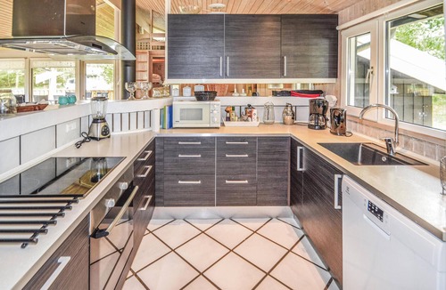 Grønhøj House | Awesome home in Saltum with sauna