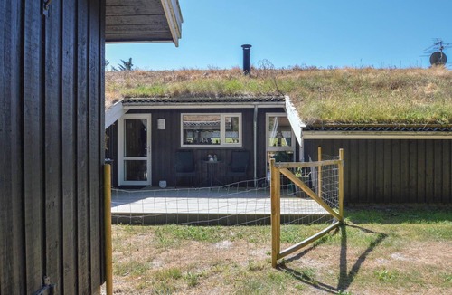 Grønhøj House | Awesome home in Saltum with sauna