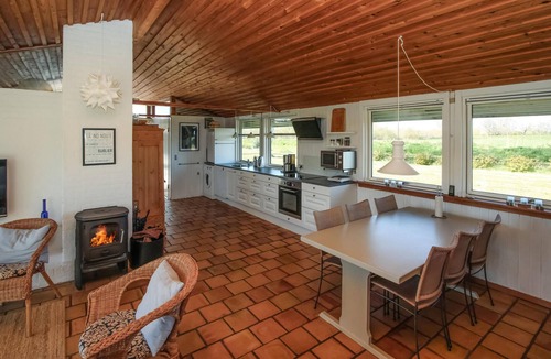 Langemark House | Awesome home in Samsø