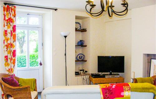 Scille House | Awesome Home In Scillé