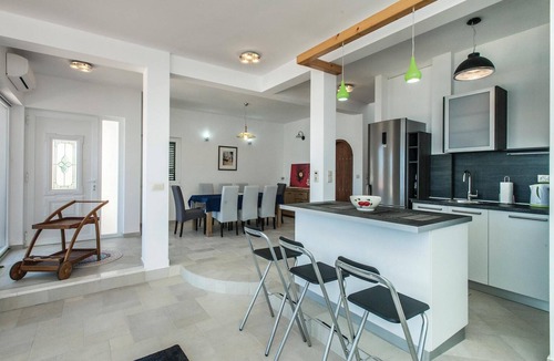 Sevid House | Awesome home in Sevid