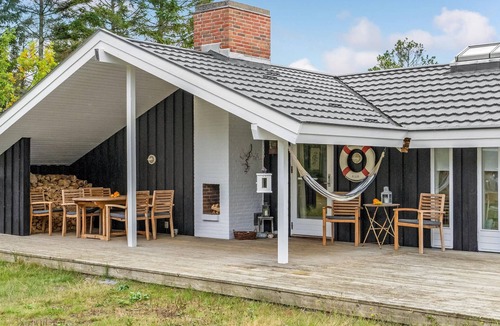 Hulsig House | Awesome home in Skagen with WiFi