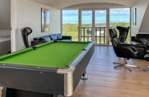 Spøttrup House | Awesome home in Spøttrup with WiFi