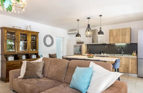 Srima House | Awesome home in Srima