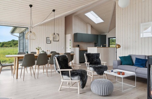 Stege House | Awesome home in Stege with kitchen