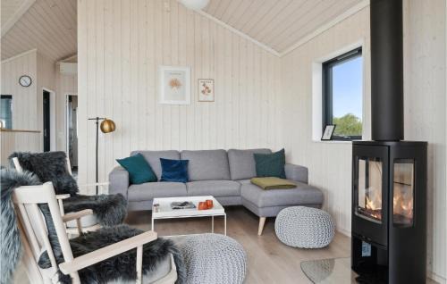 Stege House | Awesome Home In Stege With Kitchen