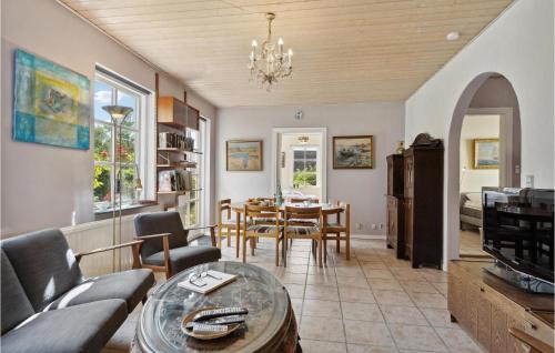 Stenstrup House | Awesome Home In Stenstrup With Wifi