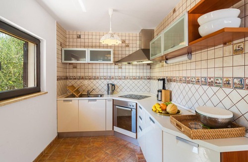 Stomorska House | Awesome home in Stomorska with house sea view