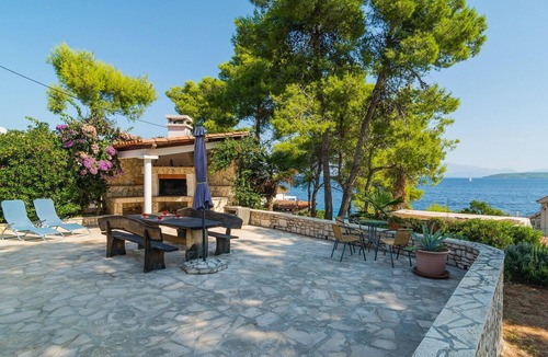 Stomorska House | Awesome home in Stomorska with house sea view