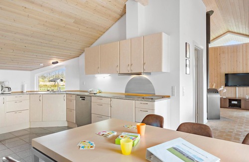 Egense House | Awesome home in Storvorde with sauna