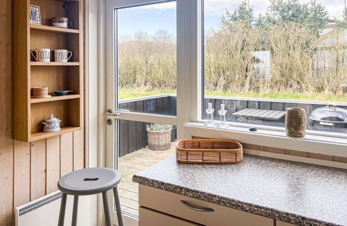 Mommark Strand House | Awesome home in Sydals with kitchen