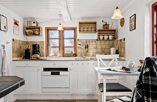 Tim House | Awesome home in Tim with WiFi