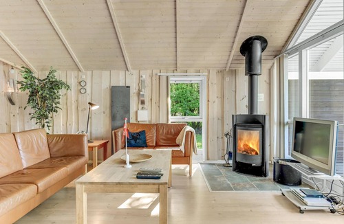 Arrild Ferieby House | Awesome home in Toftlund with sauna
