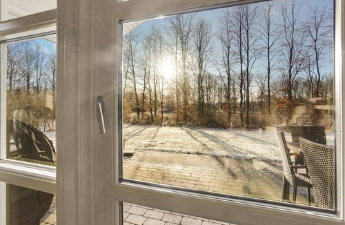 Arrild Ferieby House | Awesome home in Toftlund with sauna