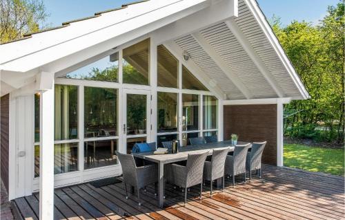Arrild Ferieby House | Awesome Home In Toftlund With Sauna