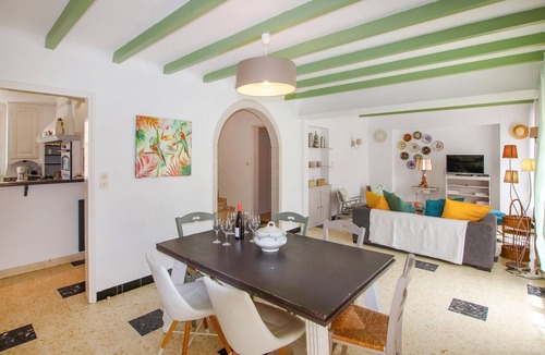 Tulette House | Awesome home in Tulette with WiFi