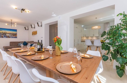 Turanj House | Awesome home in Turanj with sauna