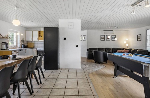 Nørre Fjand House | Awesome home in Ulfborg with kitchen