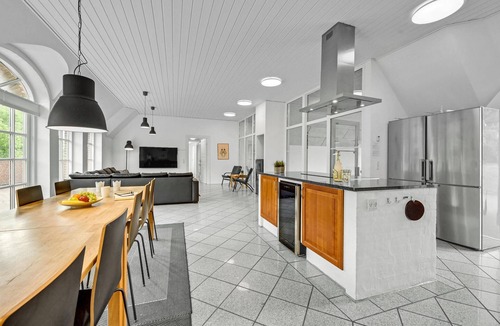 Øhuse House | Awesome home in Ulfborg with kitchen
