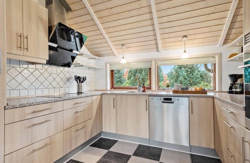 Sønder Nissum House | Awesome home in Ulfborg with kitchen
