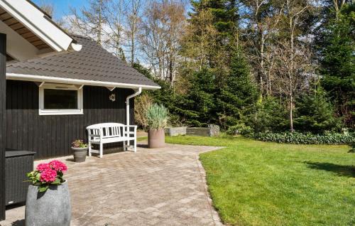 Sønder Nissum House | Awesome Home In Ulfborg With Wifi