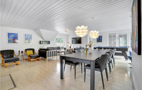 Øby House | Awesome Home In Ulfborg With Sauna