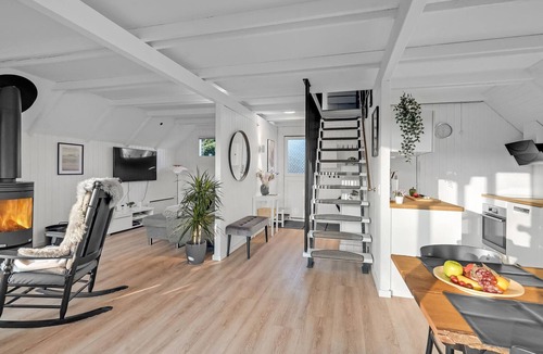 Bøtø By House | Awesome home in Væggerløse with WiFi