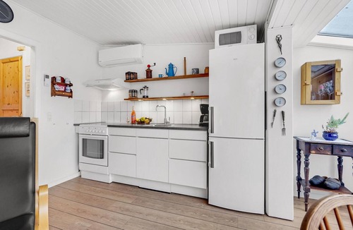 Vejers House | Awesome home in Vejers Strand with WiFi