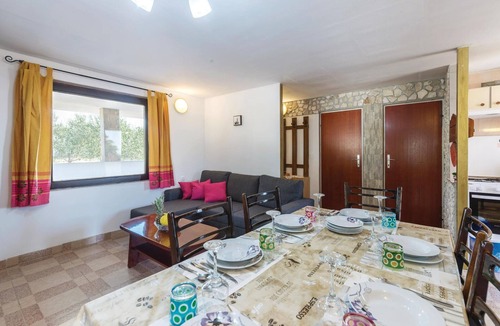 Valtura House | Awesome home in Valtura