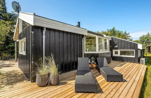 Agger House | Awesome home in Vestervig with sauna